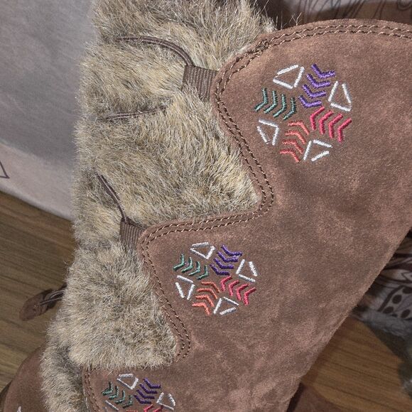 DANSKO FYODORA Sz 9.5/10 Brown Suede Aztec Embroiderd Faux Fur Pull-On Mid Boots - Picture 6 of 15